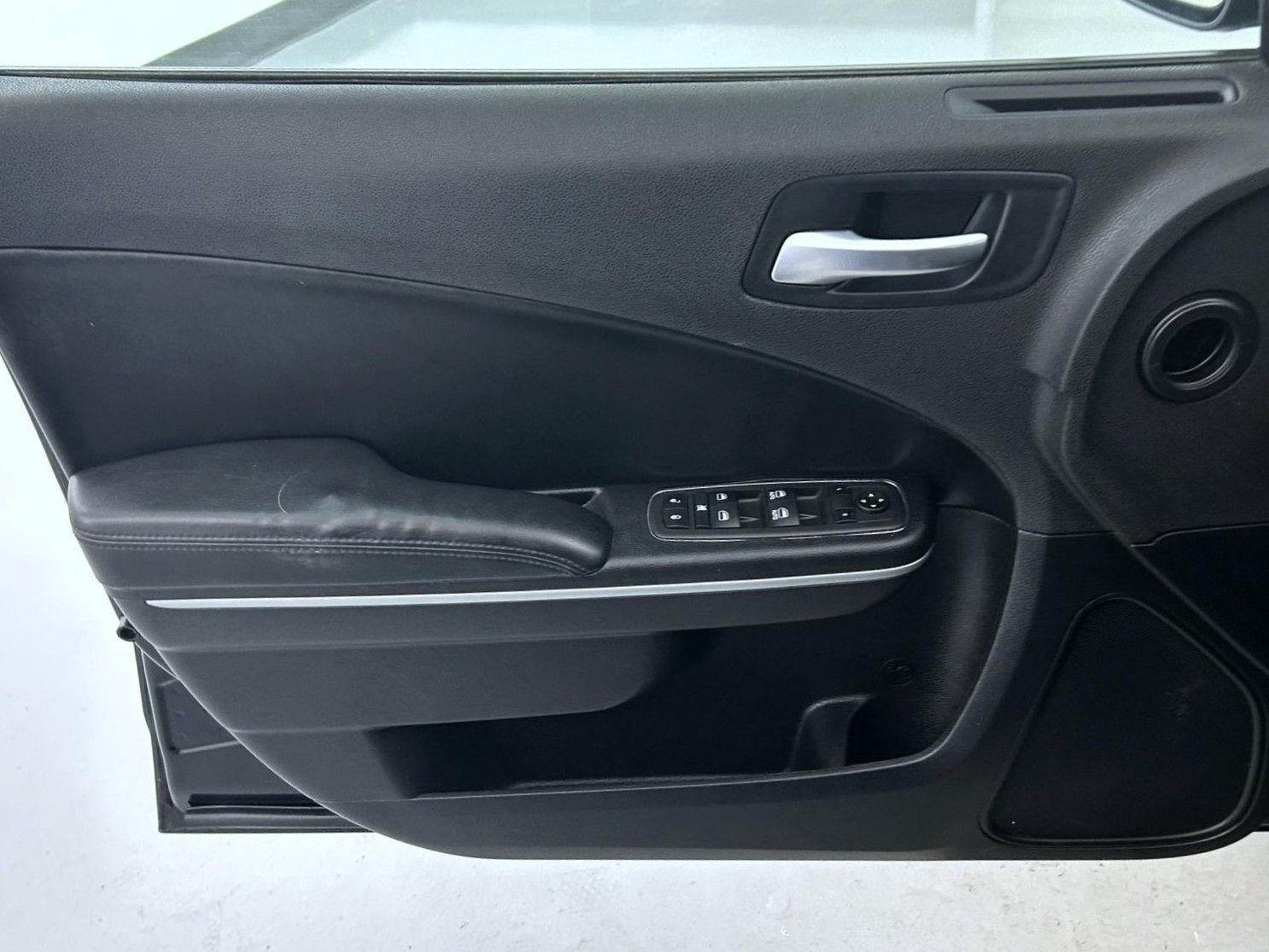 Used 2022 Black Dodge Police image 9