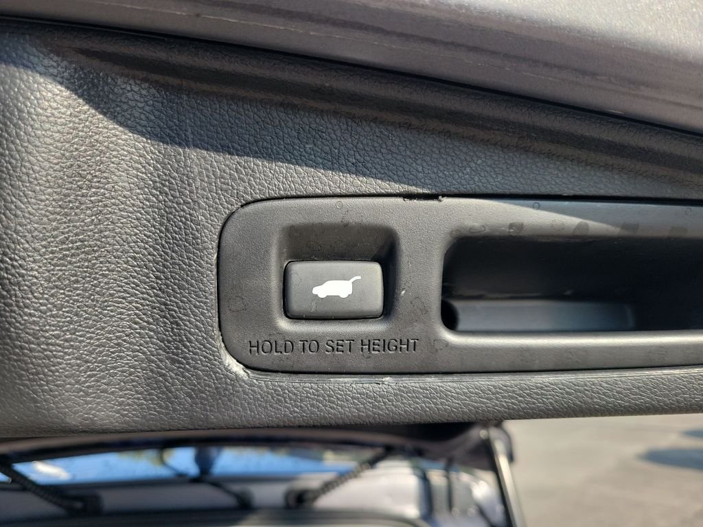 Used 2021  Honda EX-L image 32