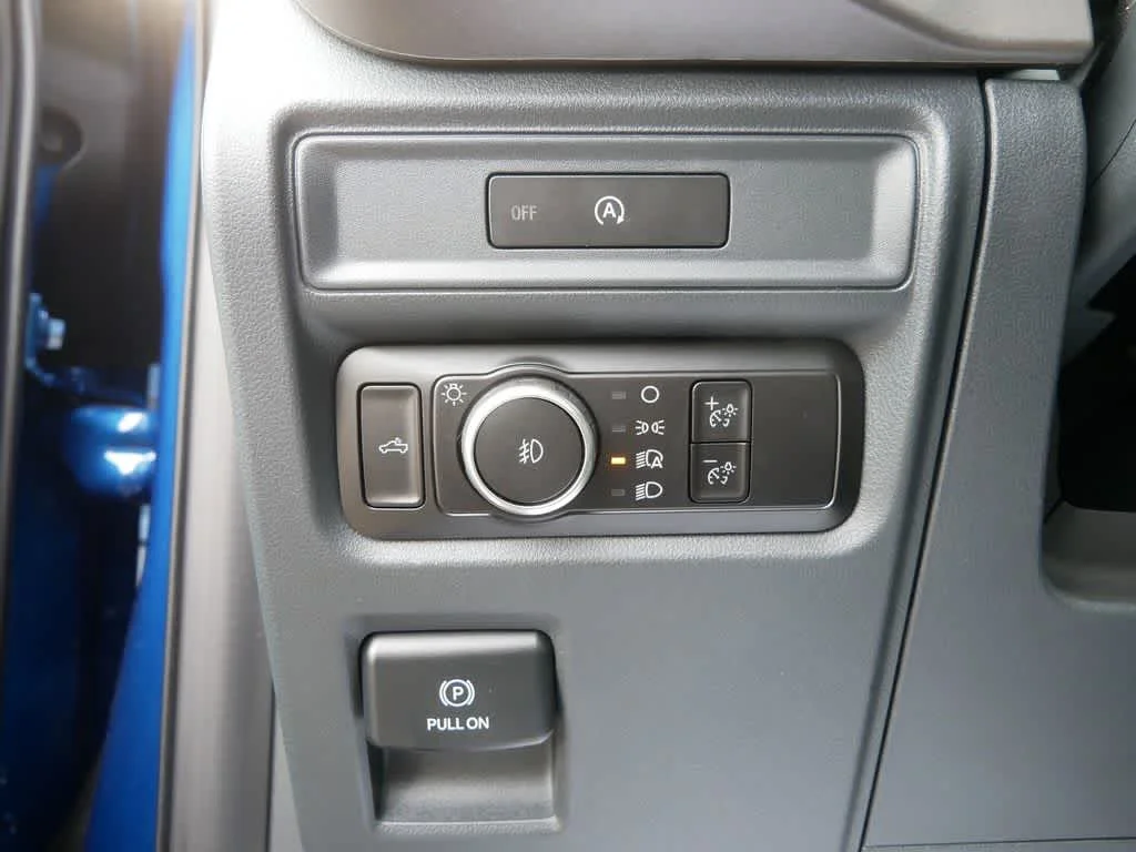 2025 Ford F-150 XL - Photo 16