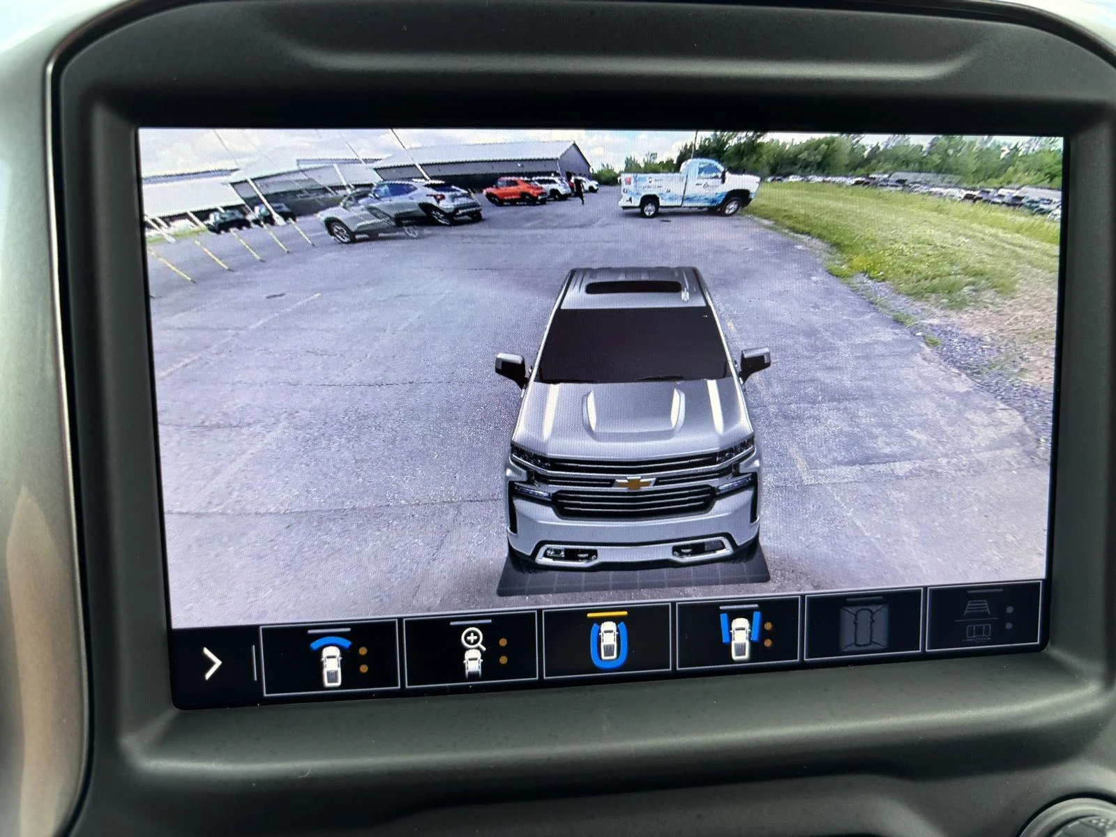 Used 2021 Shadow Gray Metallic Chevrolet LTZ image 32