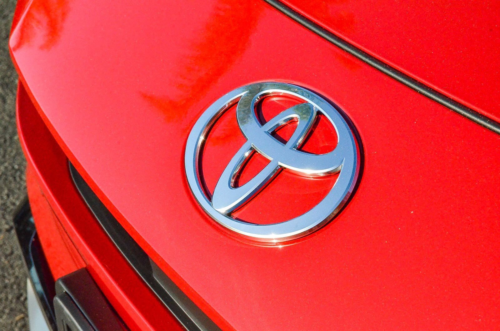 New 2026 Supersonic Red <sup>1</sup> Toyota  XSE image 12