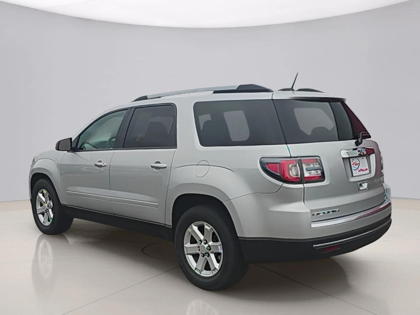 Used 2016 Silver Gmc SLE2 image 3