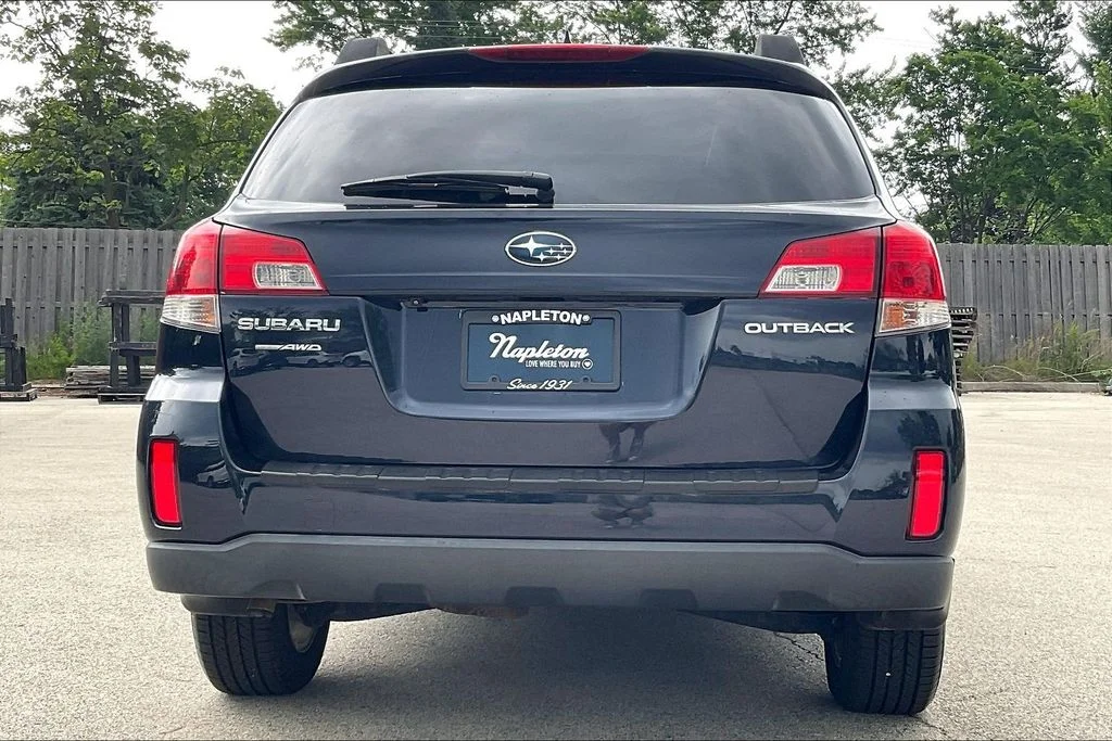 Used 2014 Blue Subaru 2.5i image 3
