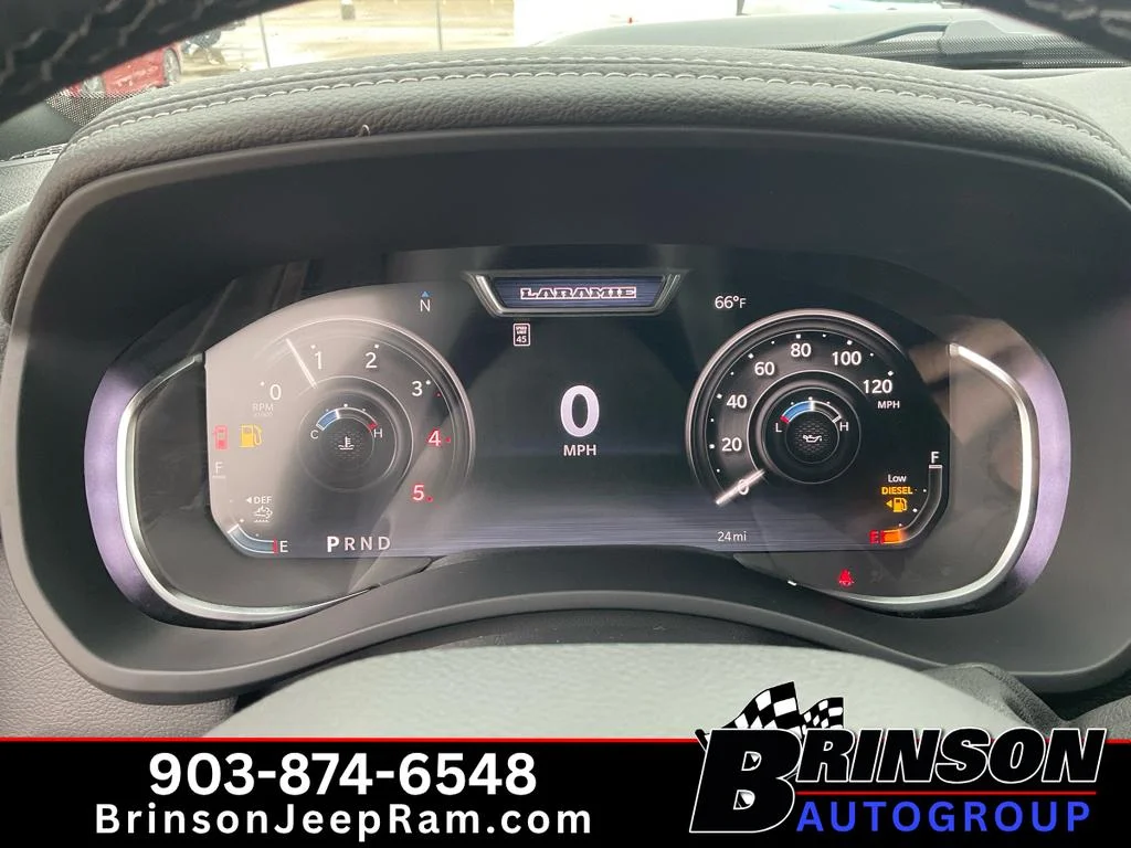 New 2026 Diamond Black Crystal Pearl-Coat Exterior Paint RAM Laramie image 18