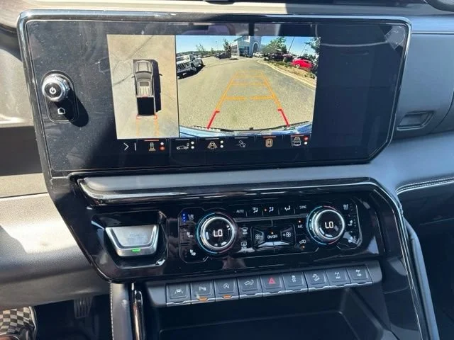 New 2026 Sterling Metallic GMC AT4X image 31
