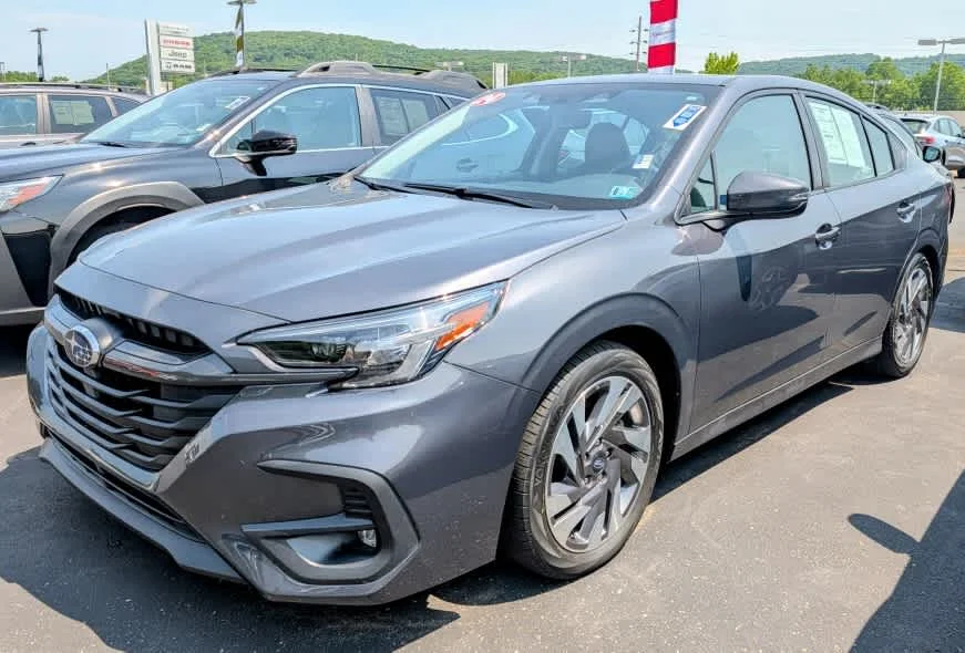 Used 2024 Magnetite Gray Metallic Subaru Limited image 3
