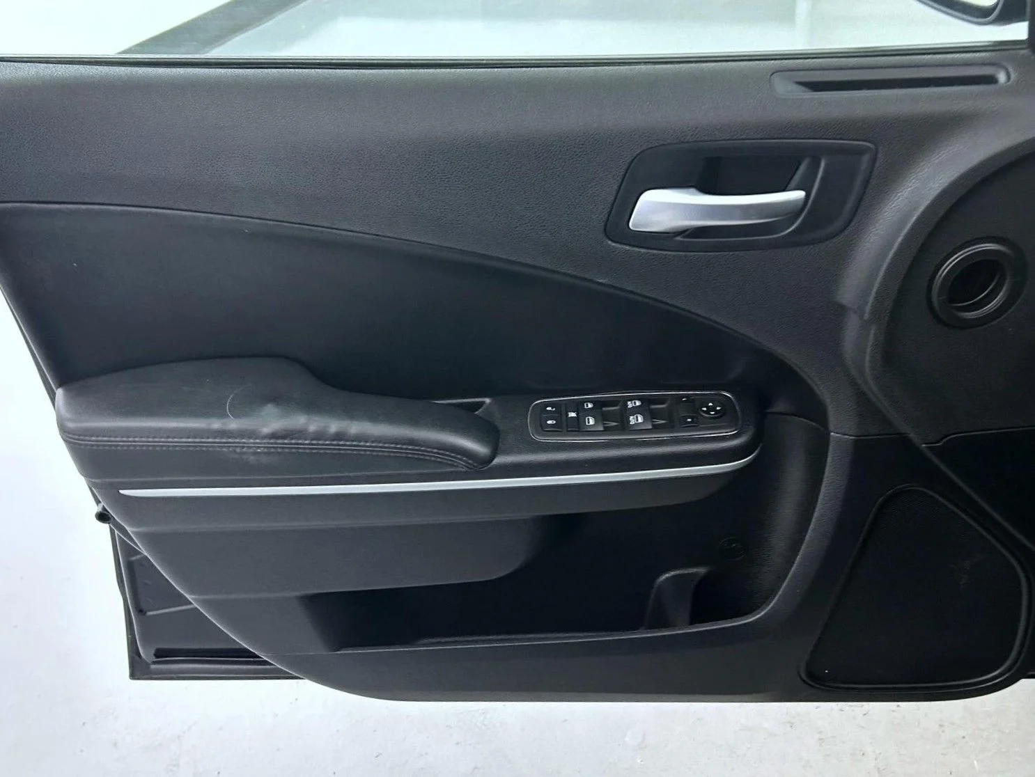 Used 2022 Black Dodge Police image 9