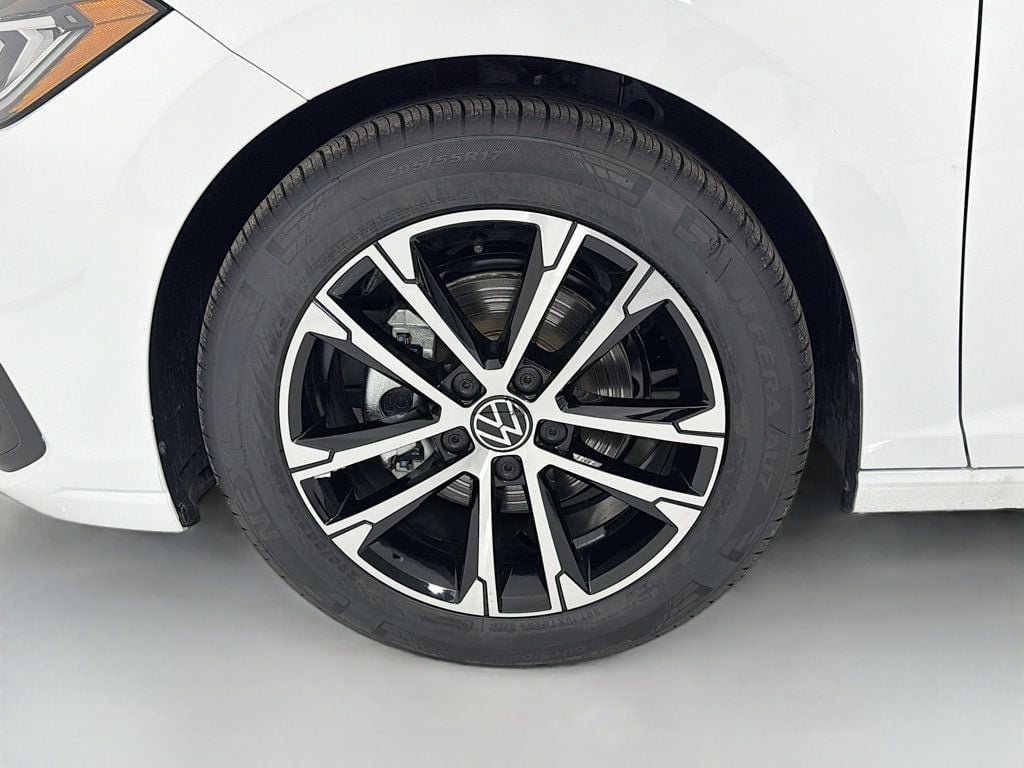 2026 Volkswagen Jetta Sport - Photo 30