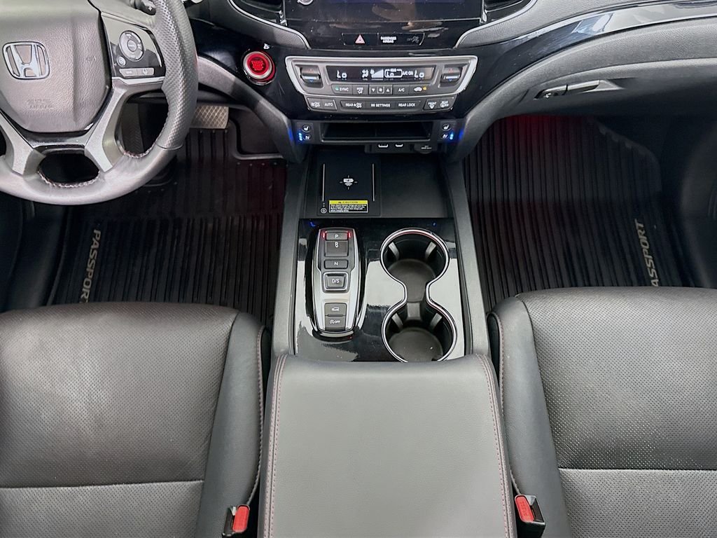 2025 Honda Passport Black Edition - Photo 16