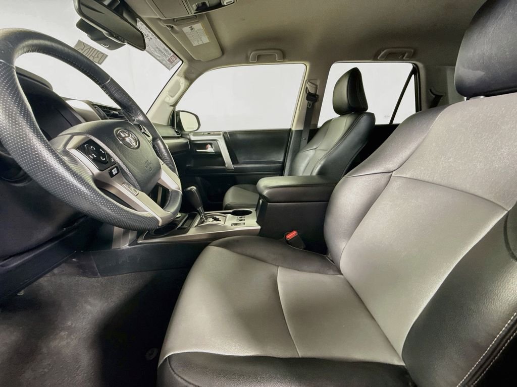 Used 2024 Midnight Black Metallic Toyota SR5 Premium image 21
