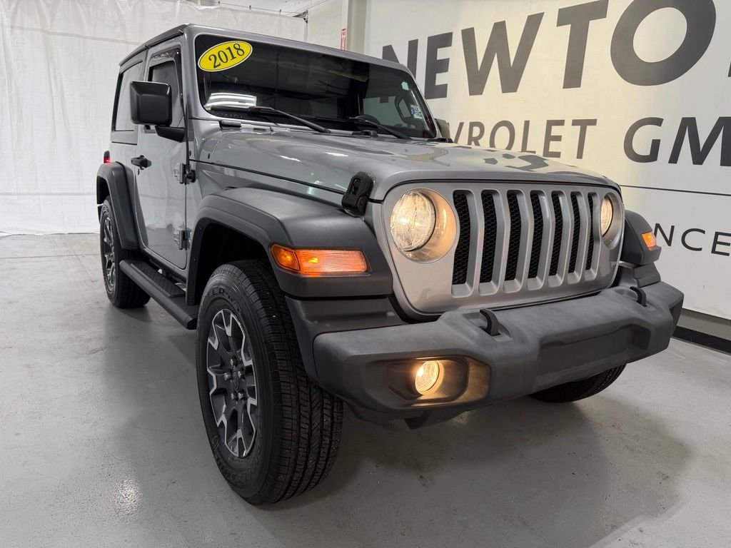 Used 2018 Silver Jeep Sport S image 37