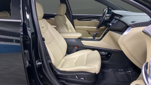 Used 2019 Stellar Black Metallic Cadillac Base image 23