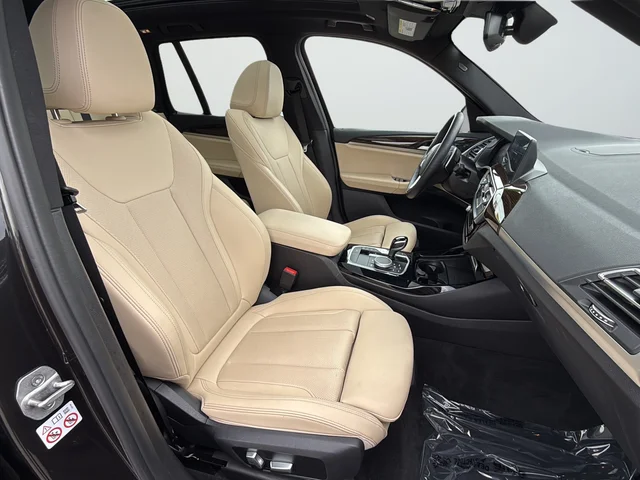 Used 2023 Gray BMW xDrive30i image 26
