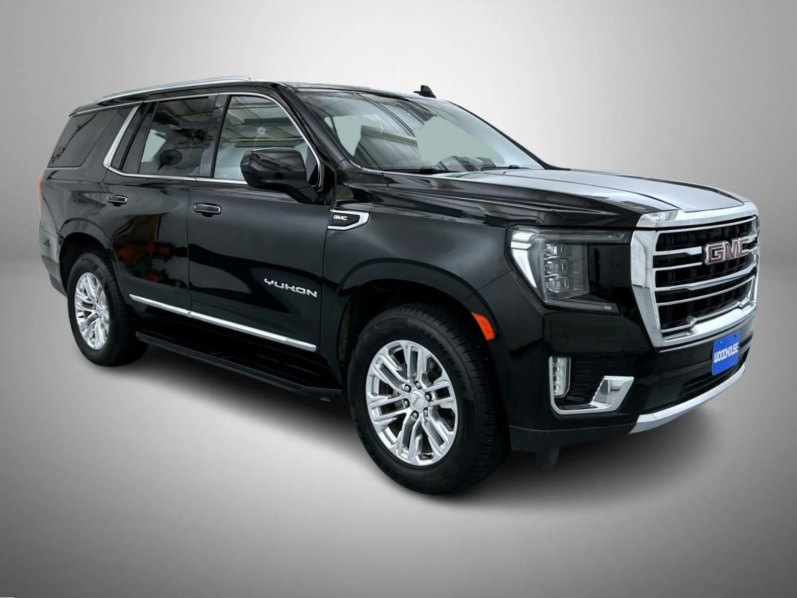 Used 2021 Black GMC SLT image 3