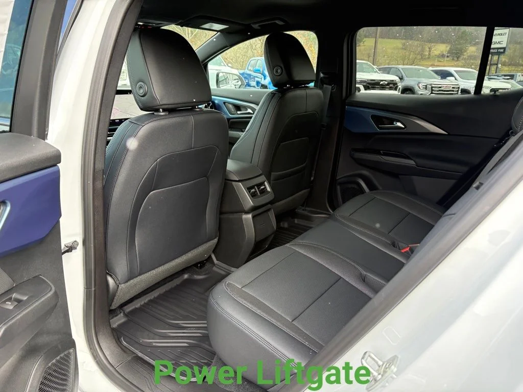 New 2026 White Chevrolet LT image 24