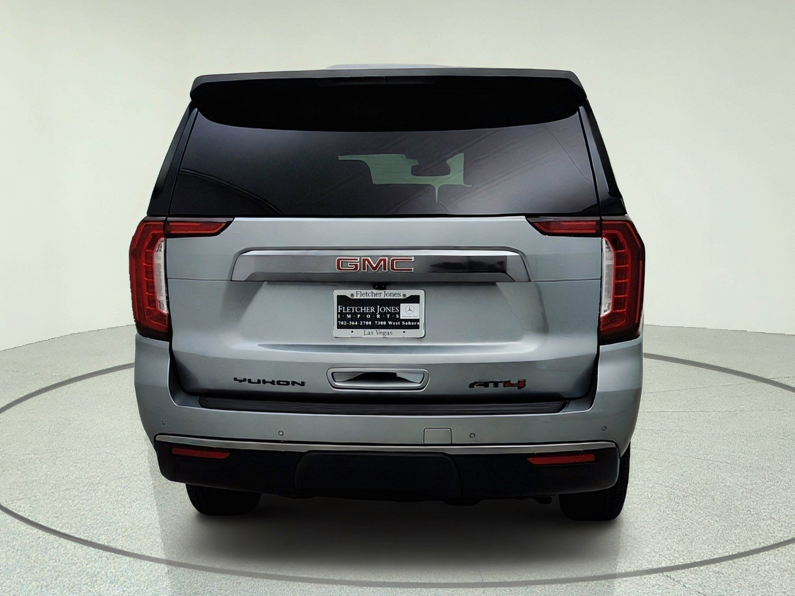 Used 2024 Sterling Metallic GMC AT4 image 10