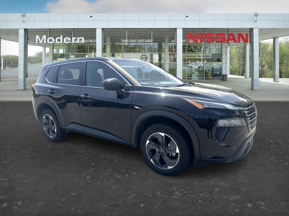 Used 2025 Super Black Nissan SV image 3