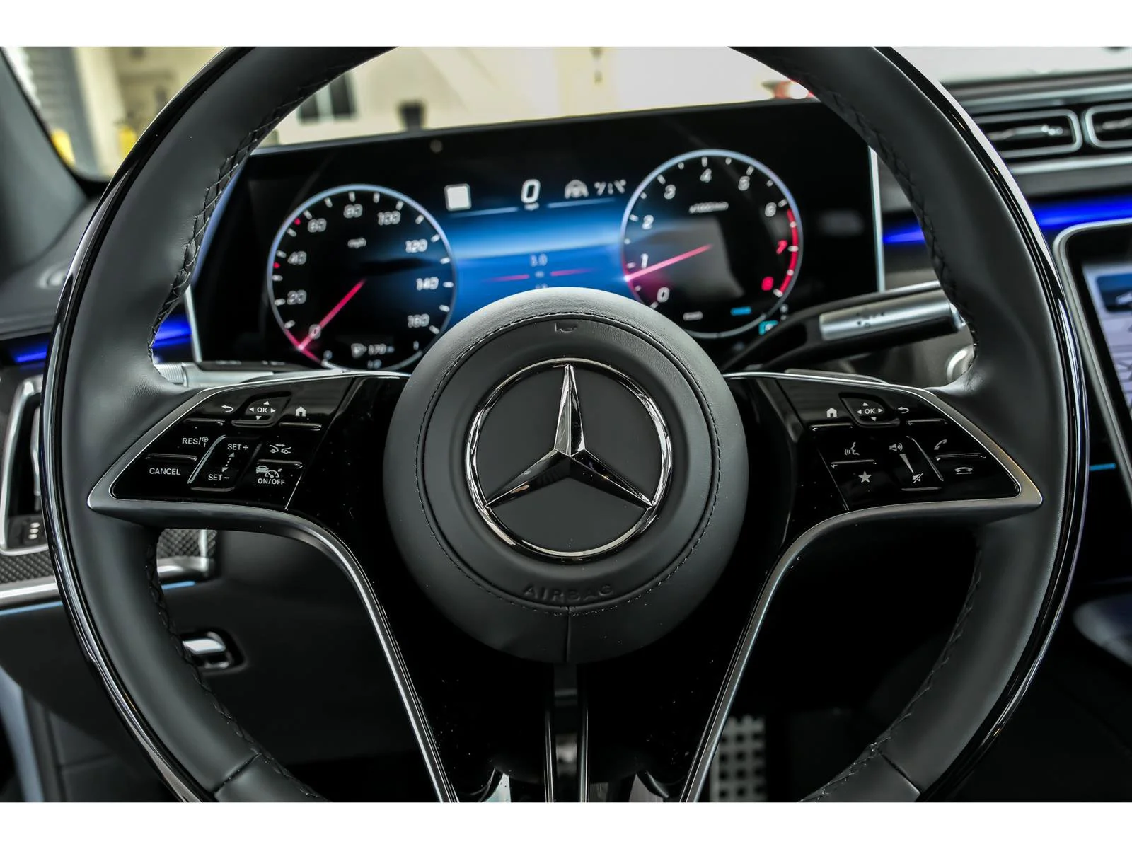 New 2026 Cirrus Silver Metallic Mercedes-Benz S 580 image 25