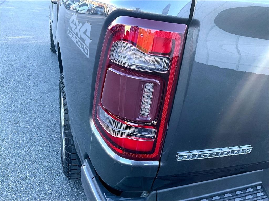 Used 2019 Granite Crystal Metallic Clearcoat Ram Big Horn/Lone Star image 33