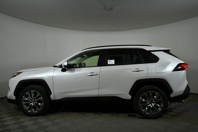 2025 Toyota RAV4 XLE Premium - Photo 16