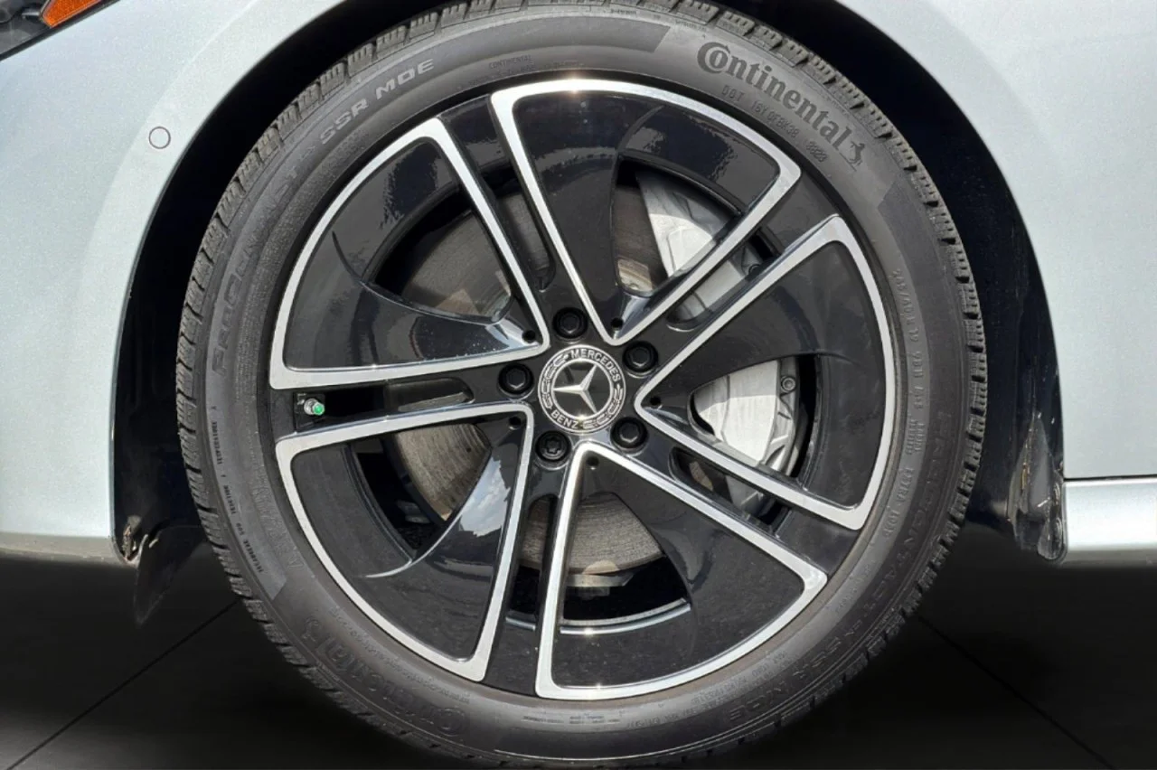 Used 2024 Cirrus Silver Metallic Mercedes-Benz CLE 300 image 25