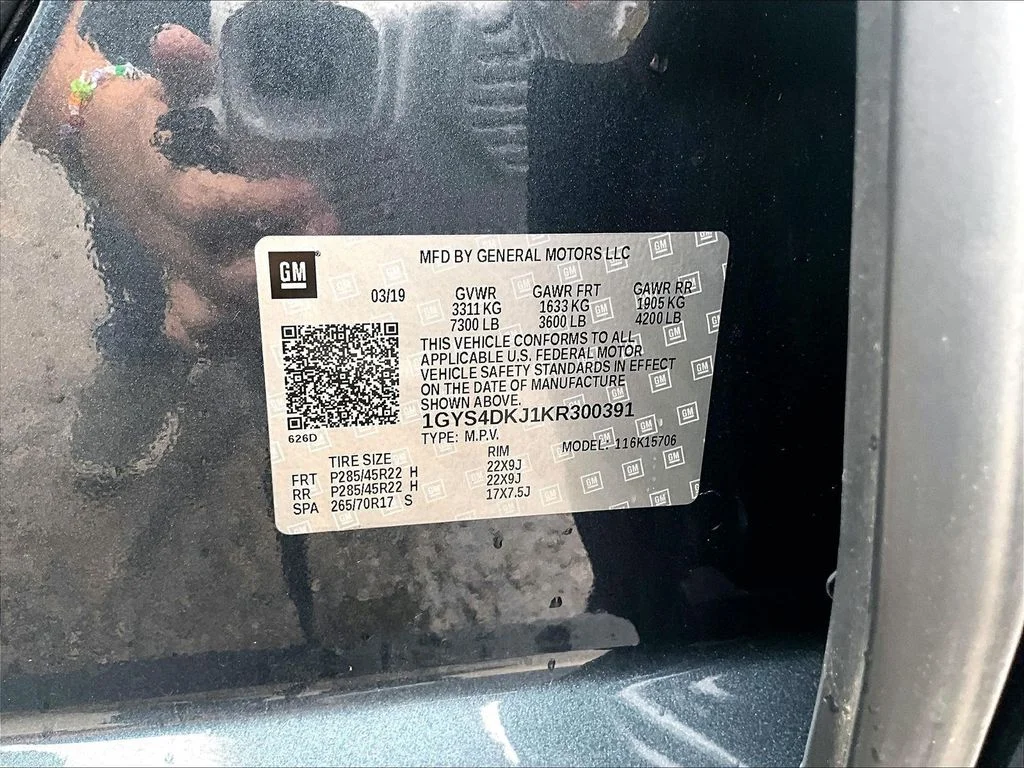 Used 2019 Gray Cadillac Platinum Edition image 23