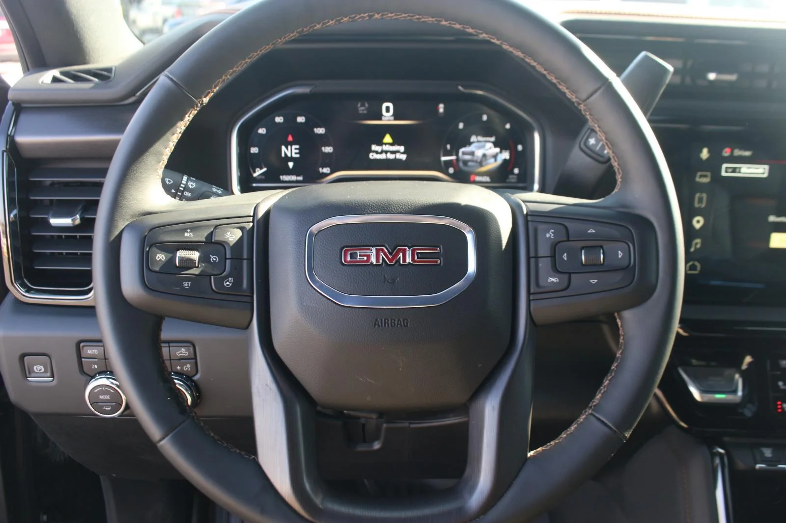 Used 2025 Onyx Black GMC AT4 image 20
