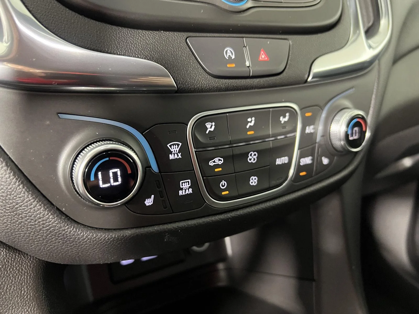 Used 2024 Lakeshore Blue Metallic Chevrolet LT image 17