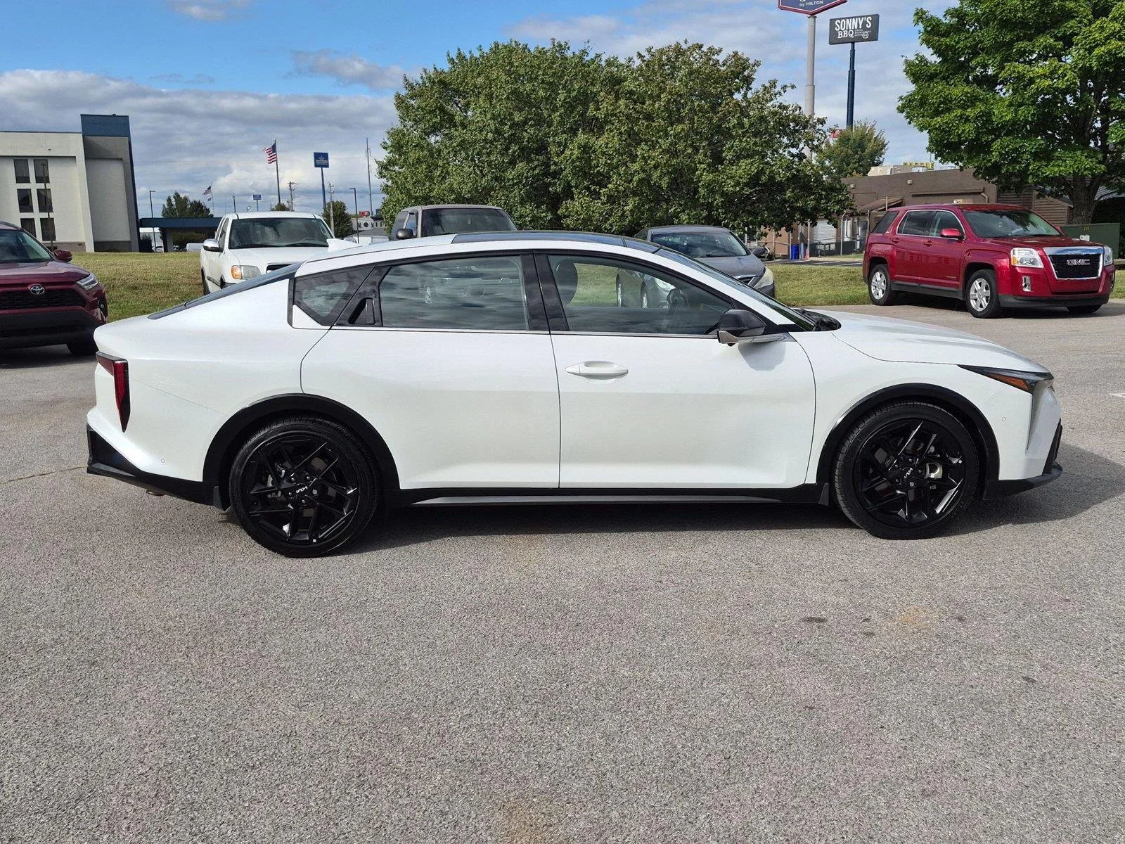 Used 2025 Snow White Pearl Kia GT-Line Turbo image 6