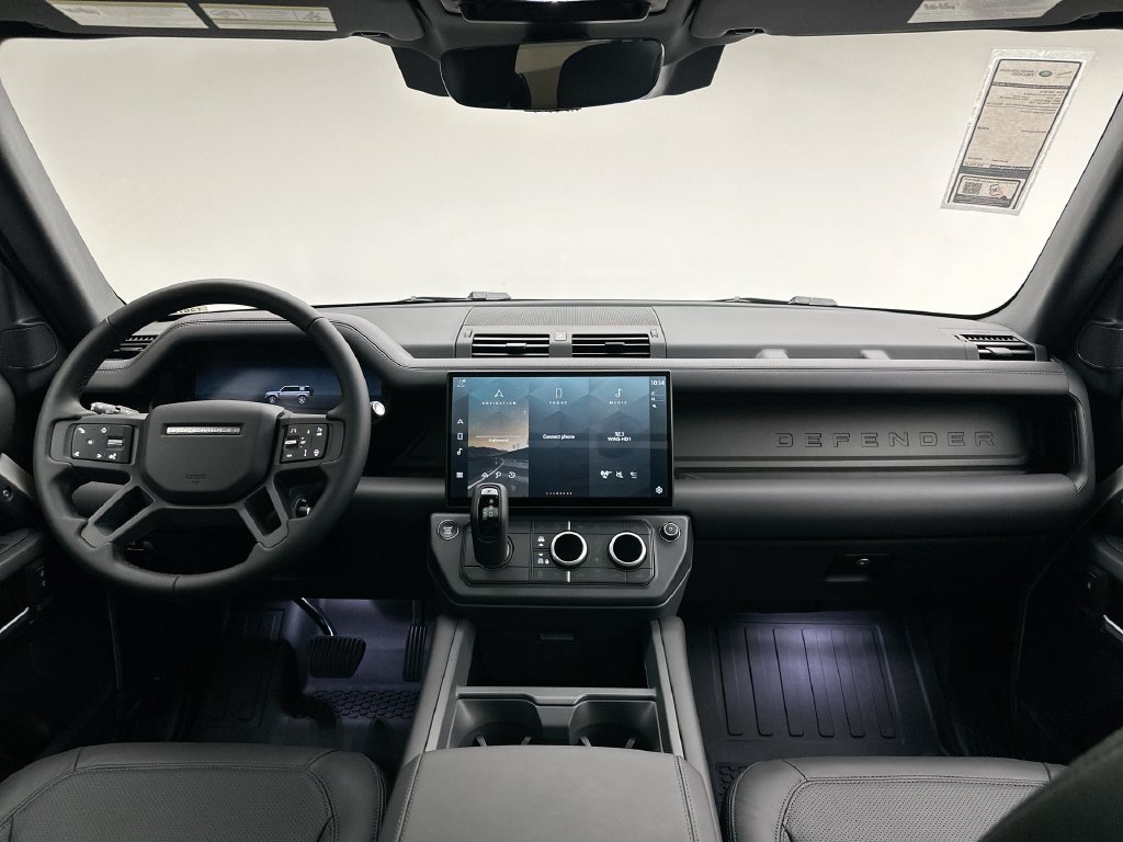 New 2026 Borasco Grey Metallic Land Rover X-Dynamic SE image 8