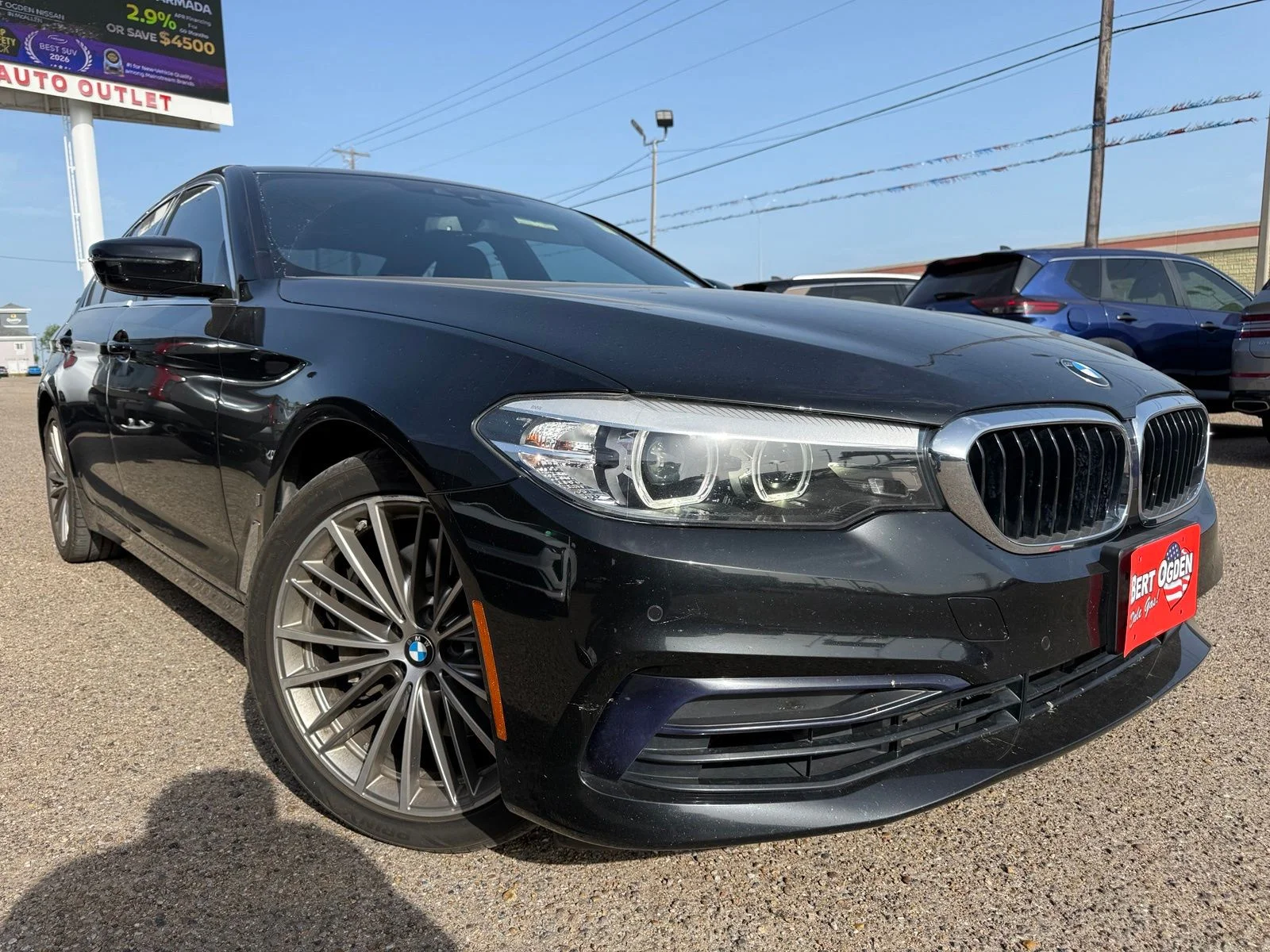 2019 BMW 5 Series 530e iPerformance Sedan's photo
