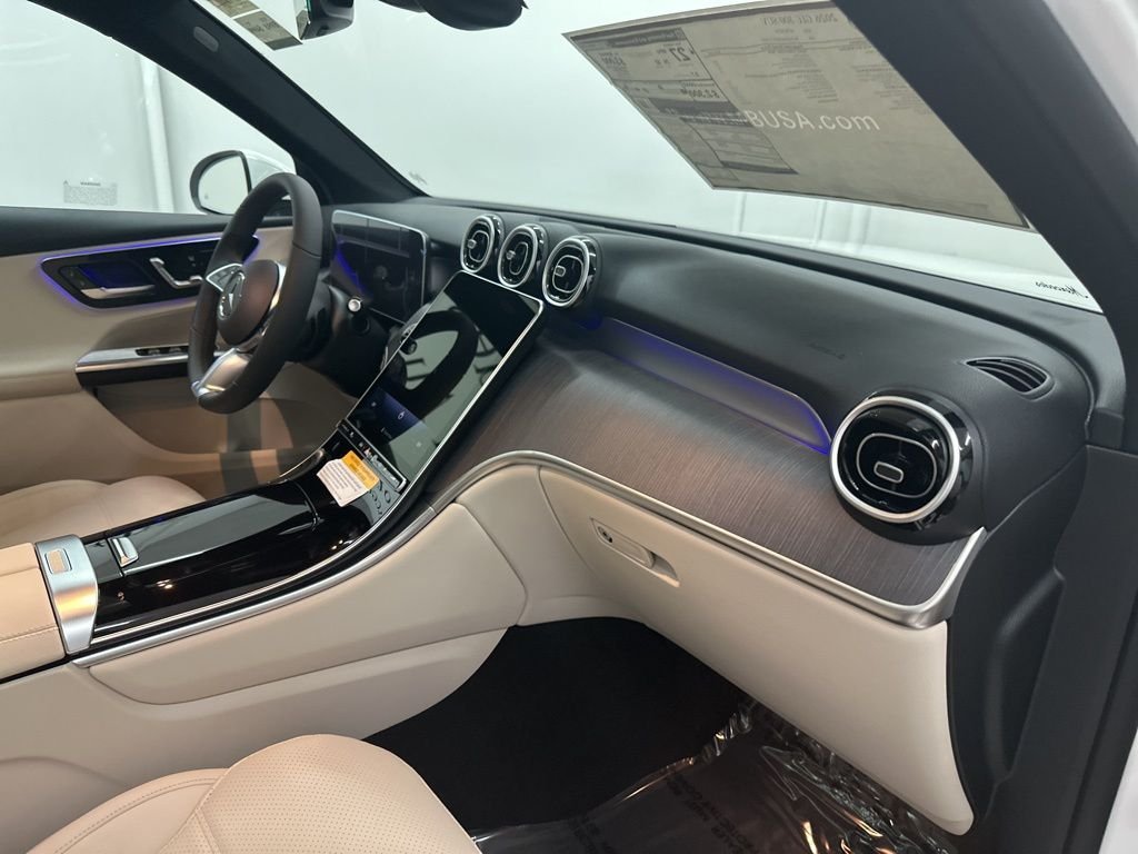 Used 2026 White Mercedes-Benz GLC 300 image 26
