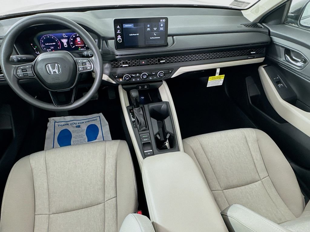 New 2026 Meteorite Gray Metallic Honda SE image 27