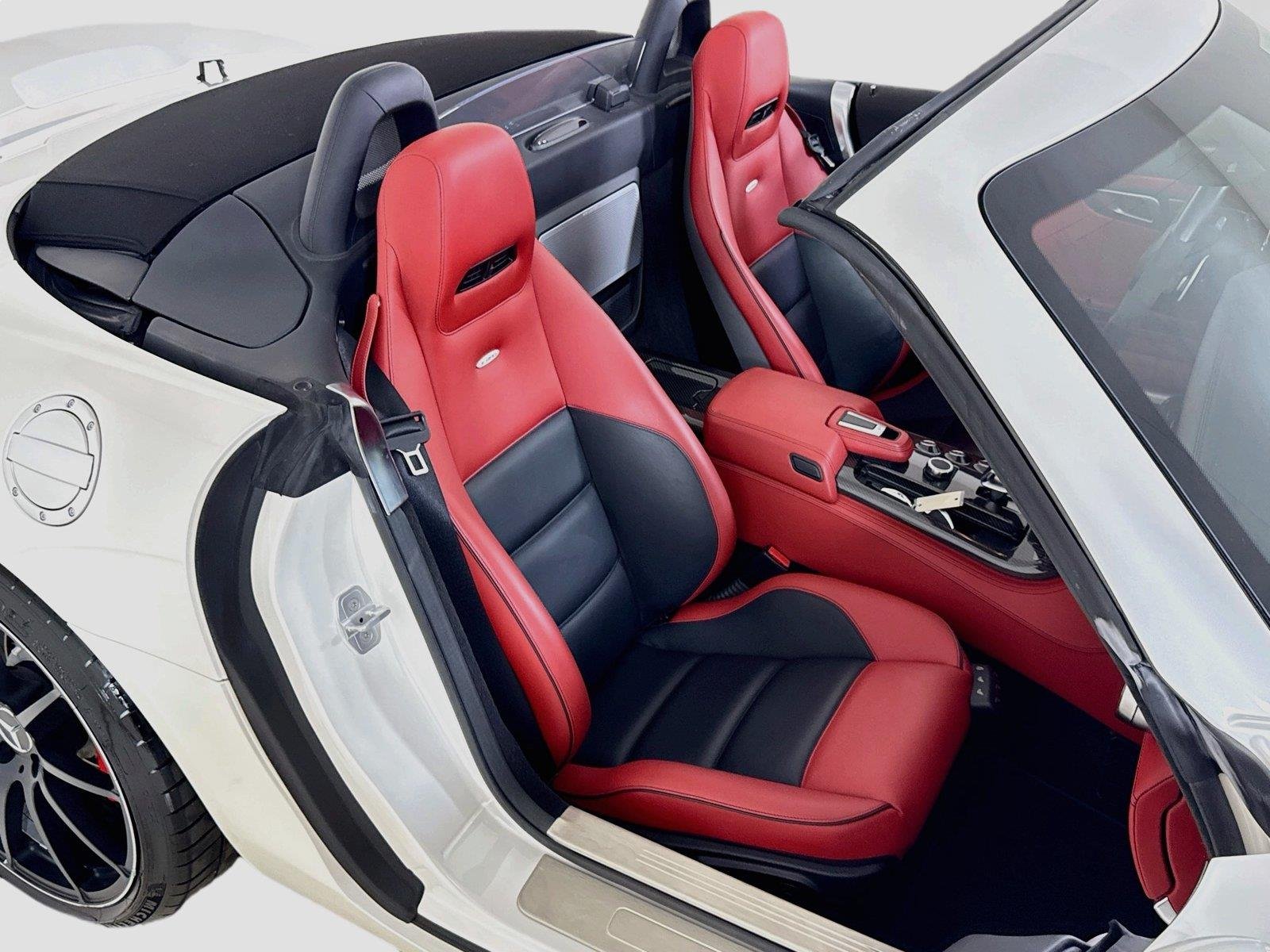 Used 2012 designo Mystic White II Mercedes-Benz SLS AMG® image 26