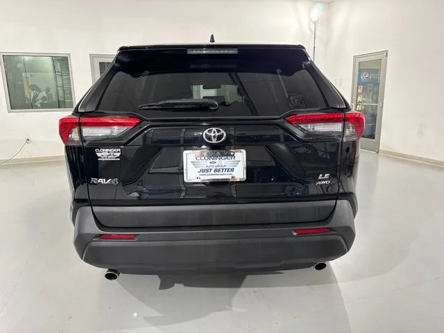 Used 2022 Black Toyota LE image 7