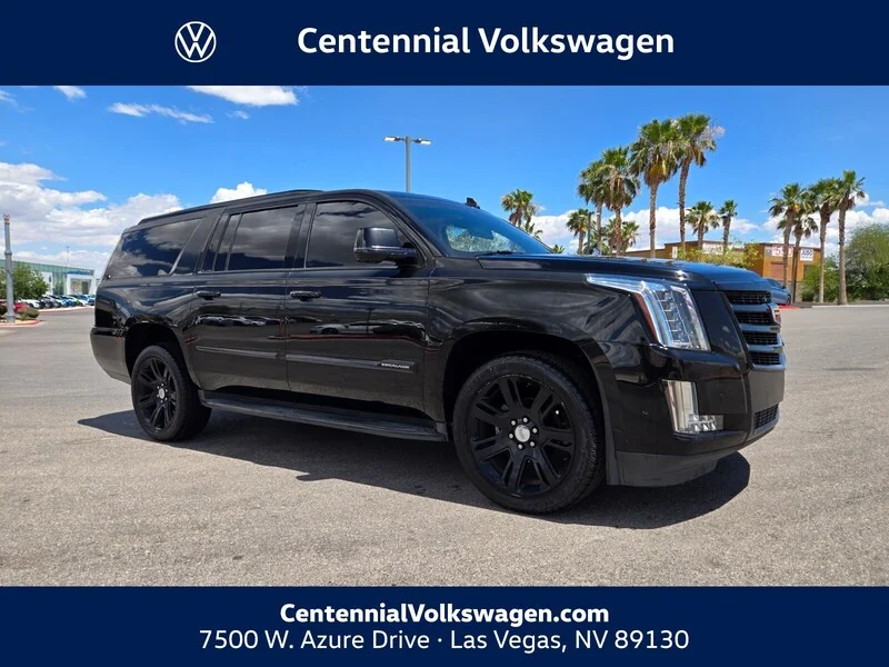 2017 Cadillac Escalade ESV 2WD Luxury's photo