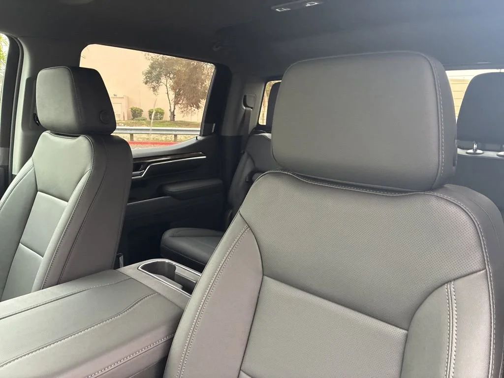 2026 Chevrolet Silverado 1500 LTZ - Photo 15