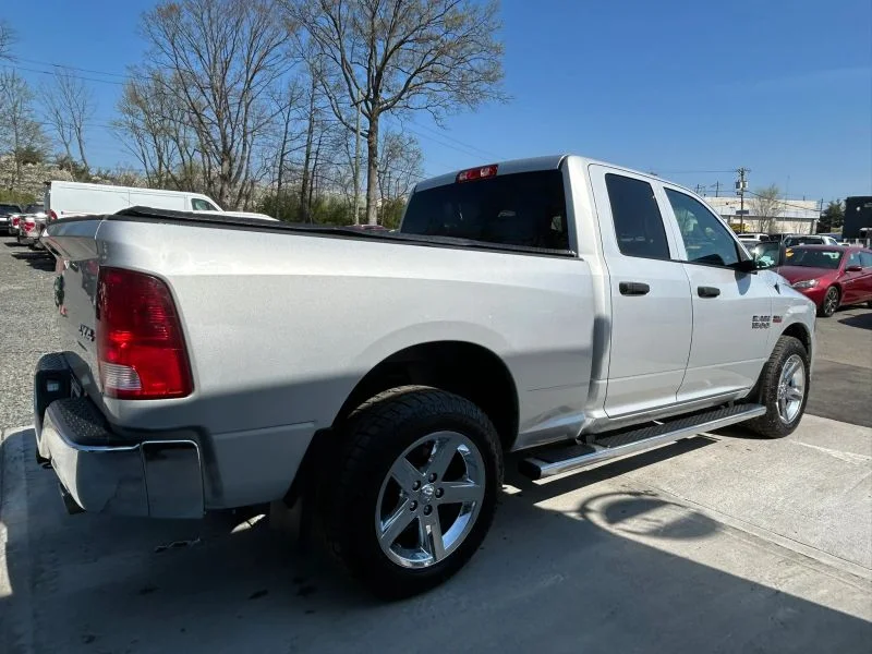 2018 RAM Ram 1500 Pickup Express - Photo 11