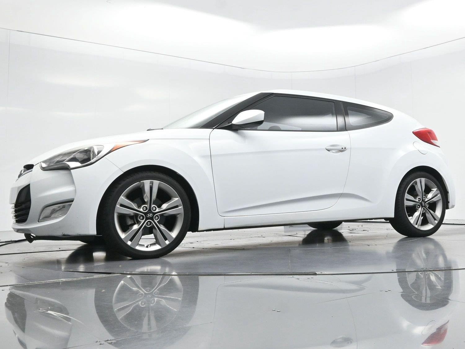 Used 2017 Century White Hyundai Value Edition image 45