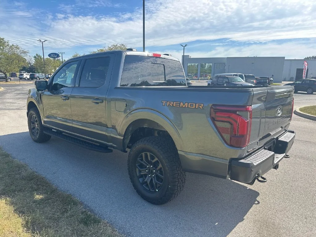 New 2026 Gray Ford Tremor image 10