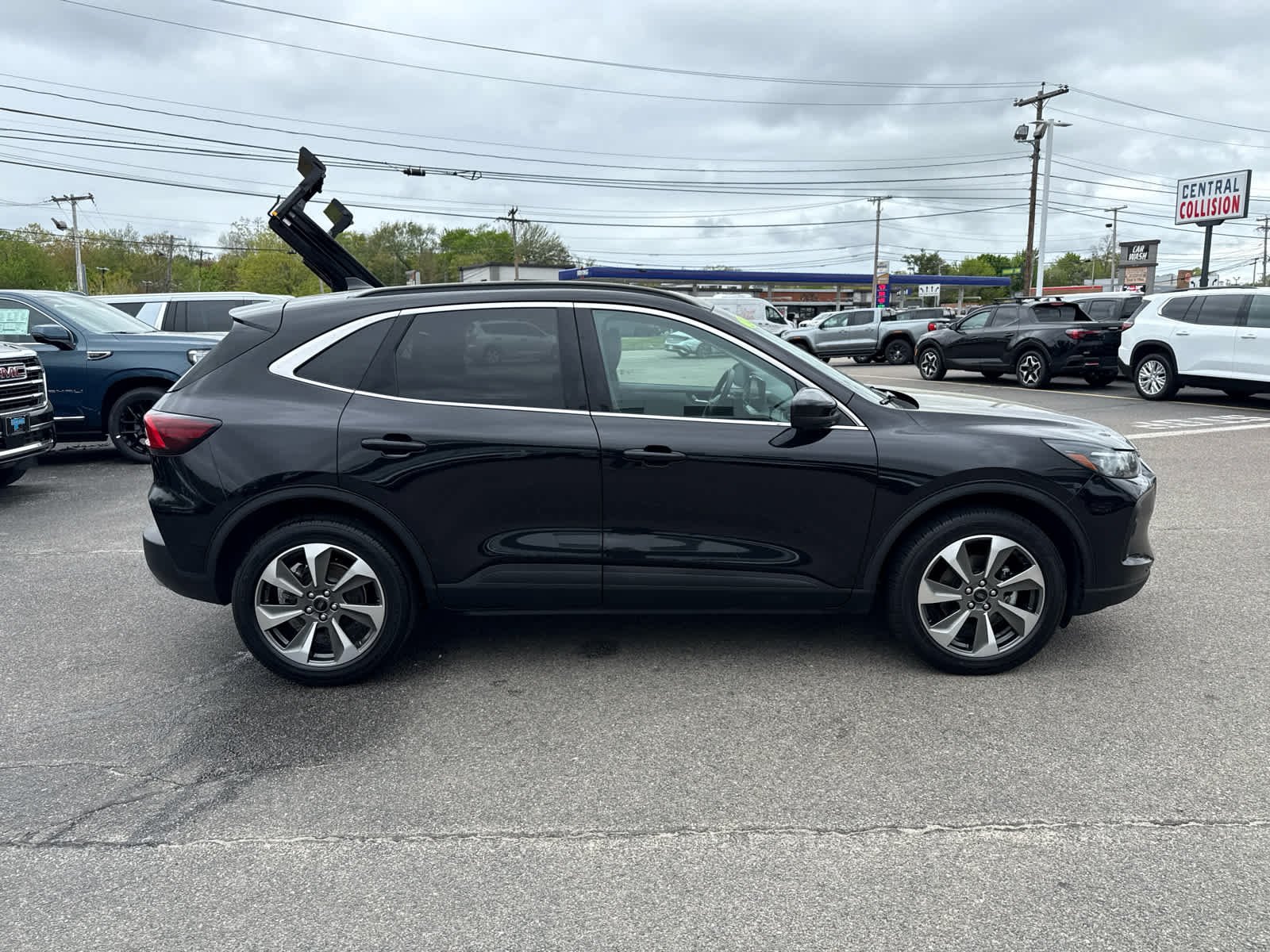 Used 2024 Black Ford Platinum image 6