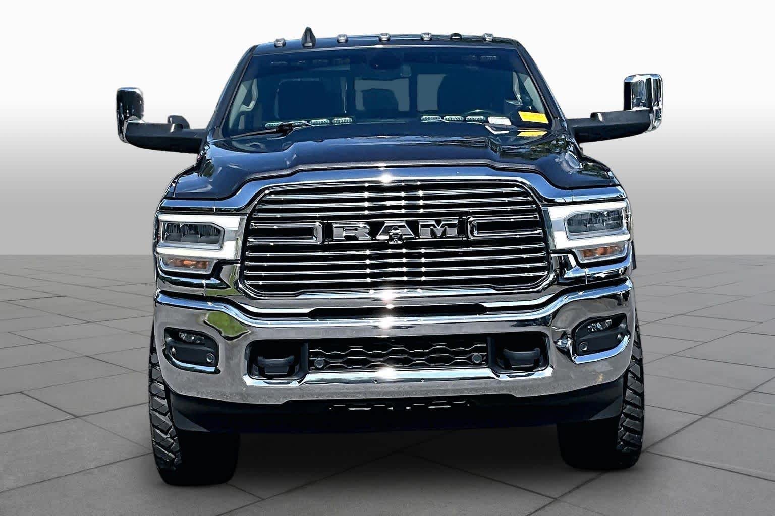 Used 2021 Granite Crystal Metallic Clearcoat Ram Laramie image 4