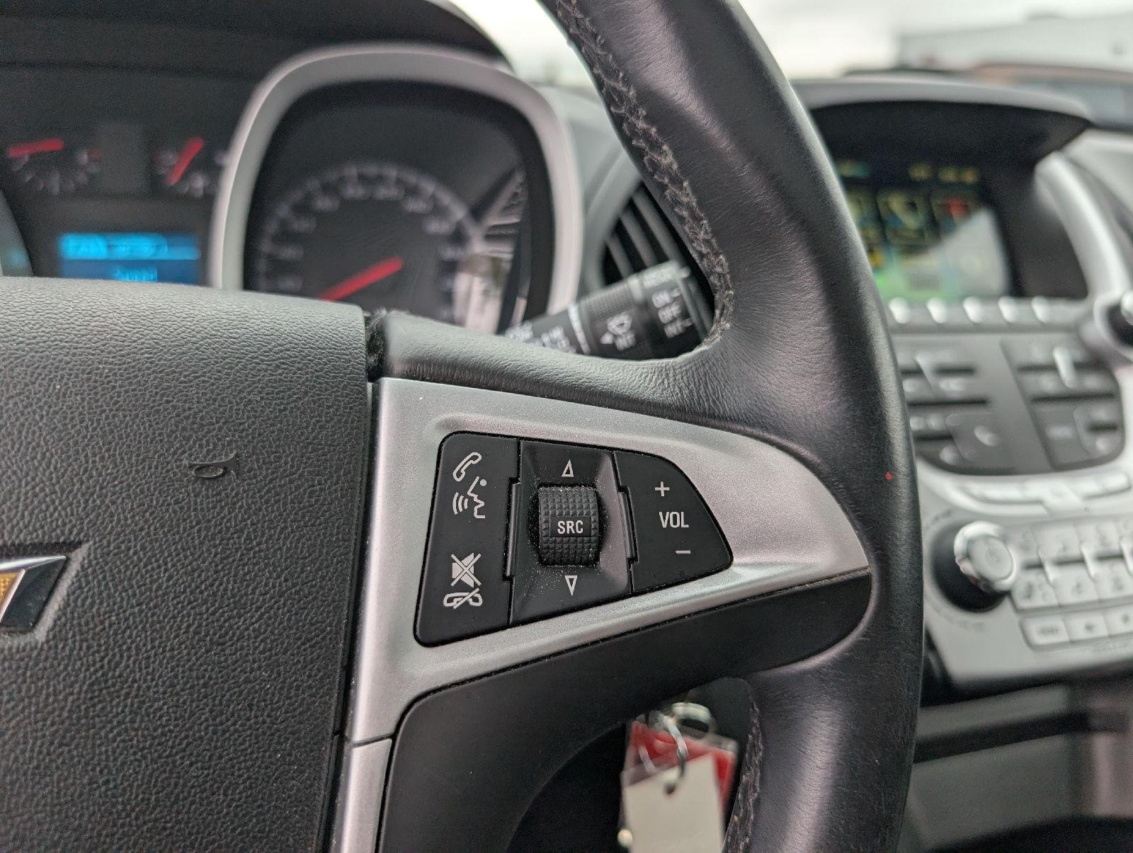 Used 2015  Chevrolet LT image 16