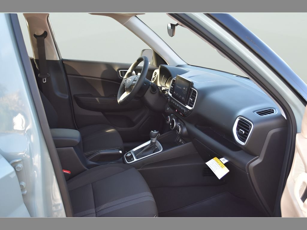 2026 Hyundai Venue SEL - Photo 11