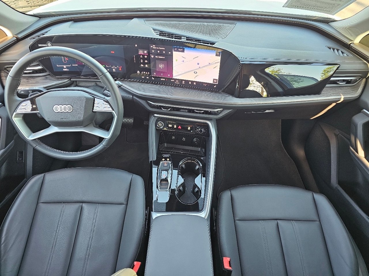 Used 2025 Arkona White Audi 2.0T Premium image 4