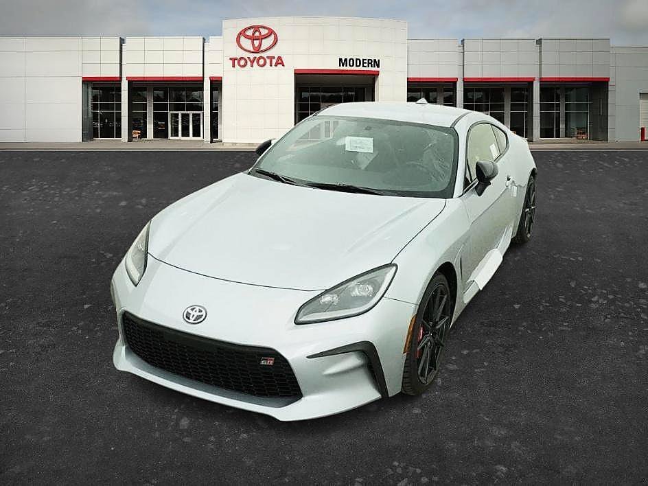 Used 2026 Steel Toyota Premium image 19
