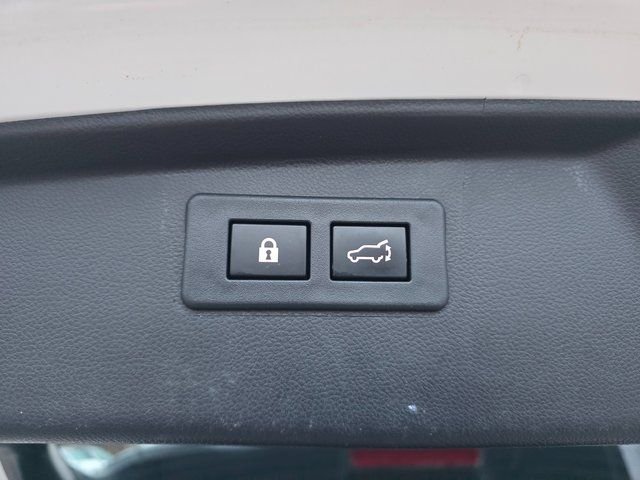 Used 2024 White Subaru Limited image 11