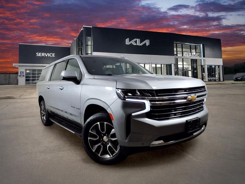 Used 2023 Gray Chevrolet LT image 1