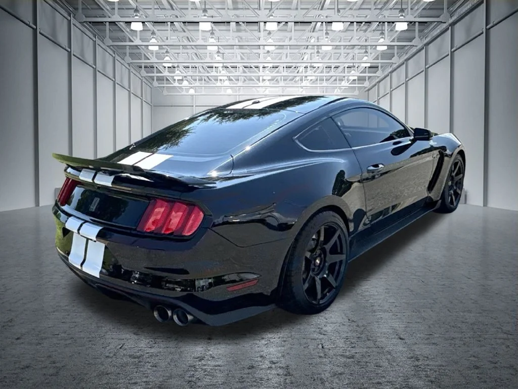Used 2016 Black Ford Shelby GT350 image 4