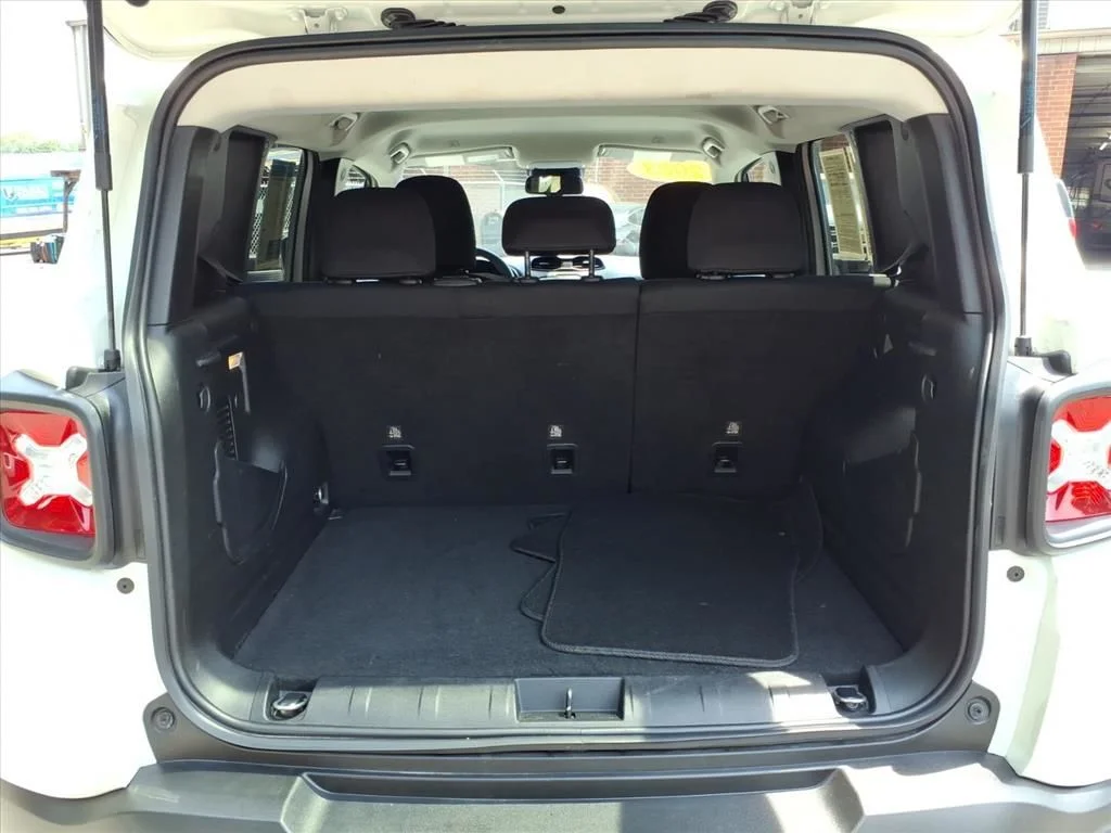 Certified Used 2023 White Jeep Trailhawk image 28